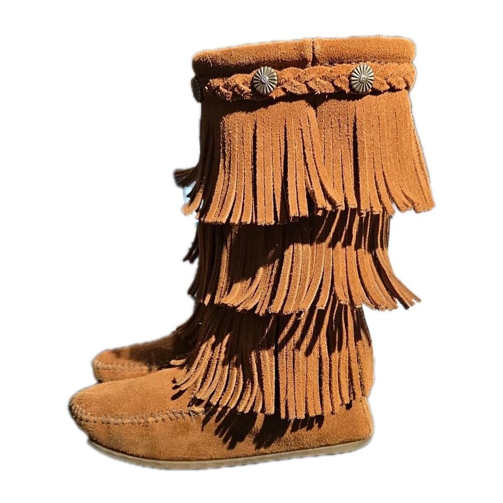Minnetonka Kids Suede Fringe Boots Brown Size 13 – Gold Concho Accents